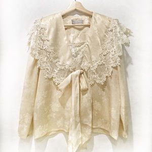Jessica McClintock m beige sailor silk blouse